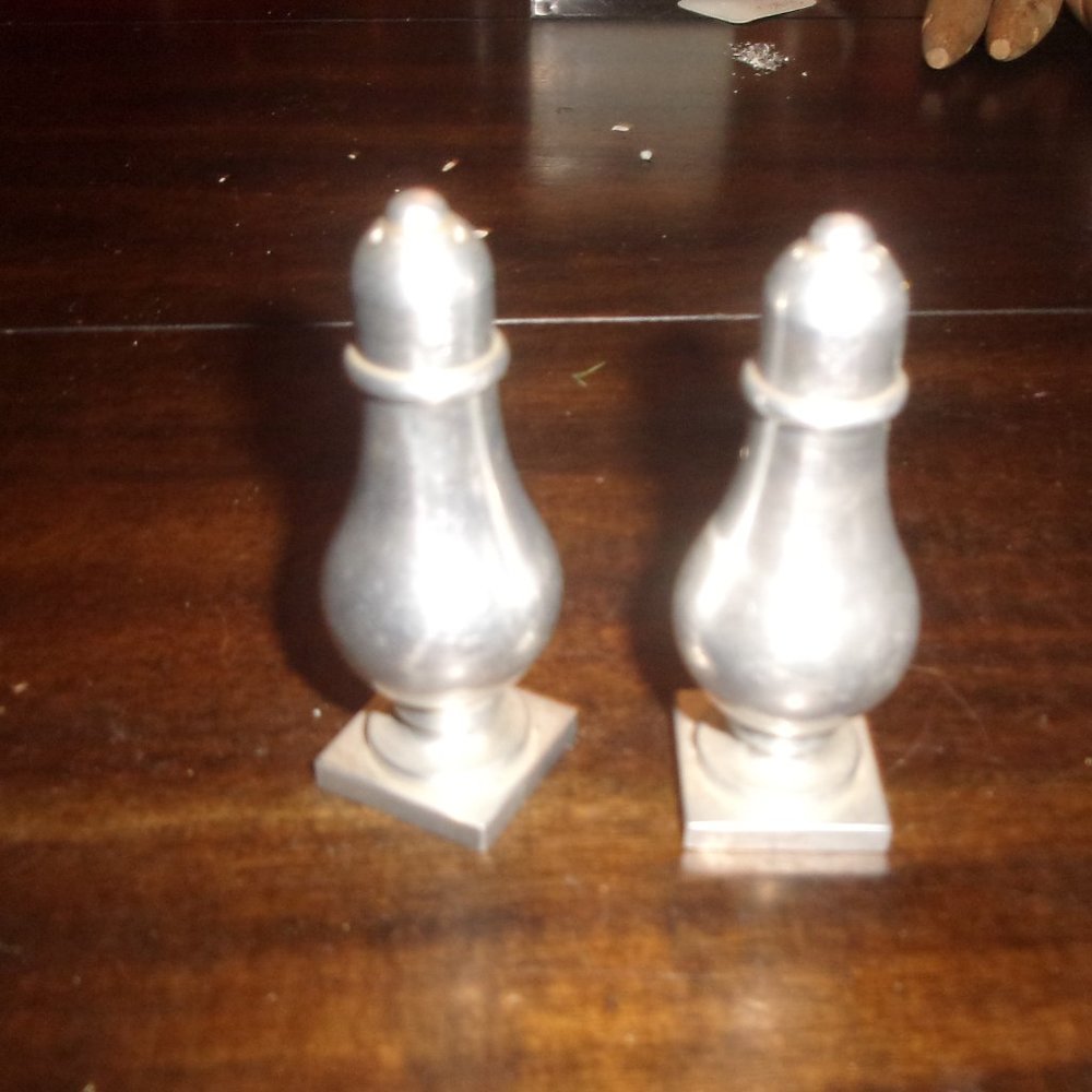 Salt pepper shakers set stainless steel